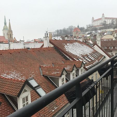 Apartments Bastova, Stela & Mia Apartments Братислава Екстериор снимка