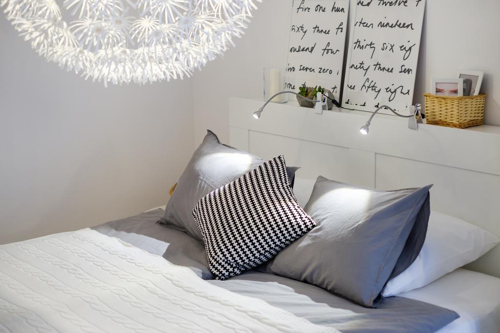 Apartments Bastova, Stela & Mia Apartments Братислава Екстериор снимка
