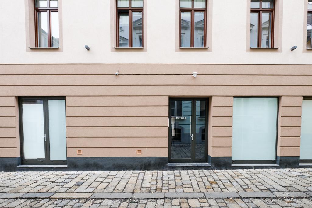Apartments Bastova, Stela & Mia Apartments Братислава Екстериор снимка